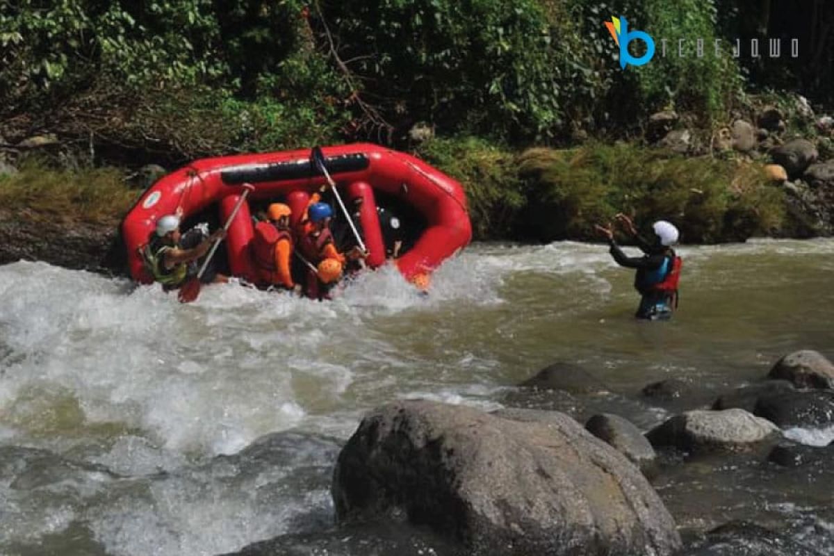 Sekilas Tentang Sungai Cipunagara: Lokasi Rafting Seru Subang