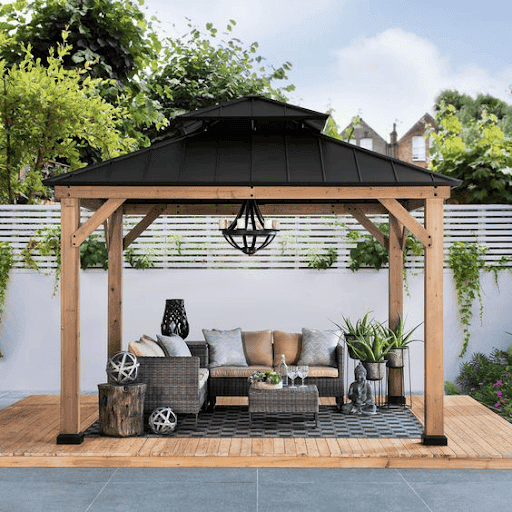 teras rumah dengan gazebo