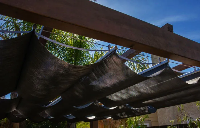 kanopi pergola kayu