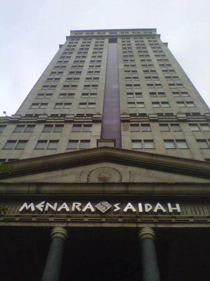 02 menara saidah debby restu utomo