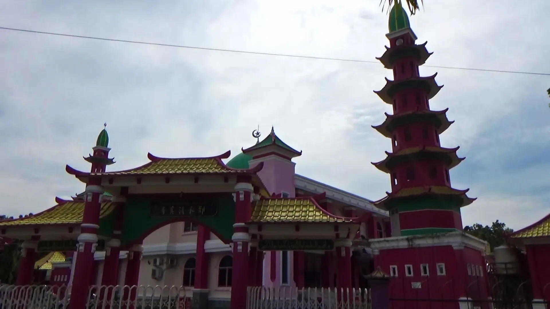 10 Masjid Cheng Hoo