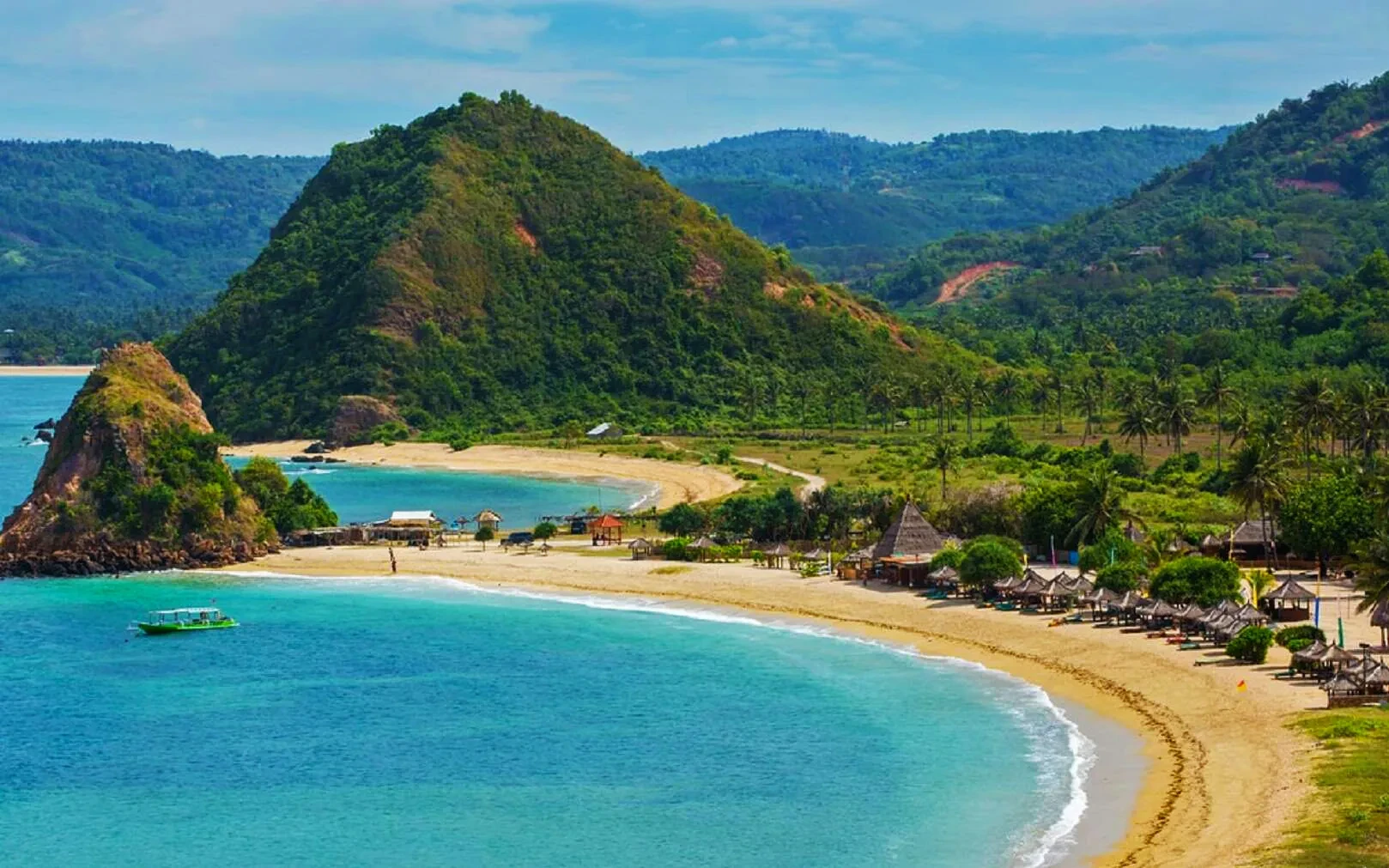 01 Pesona Keindahan Pantai Senggigi