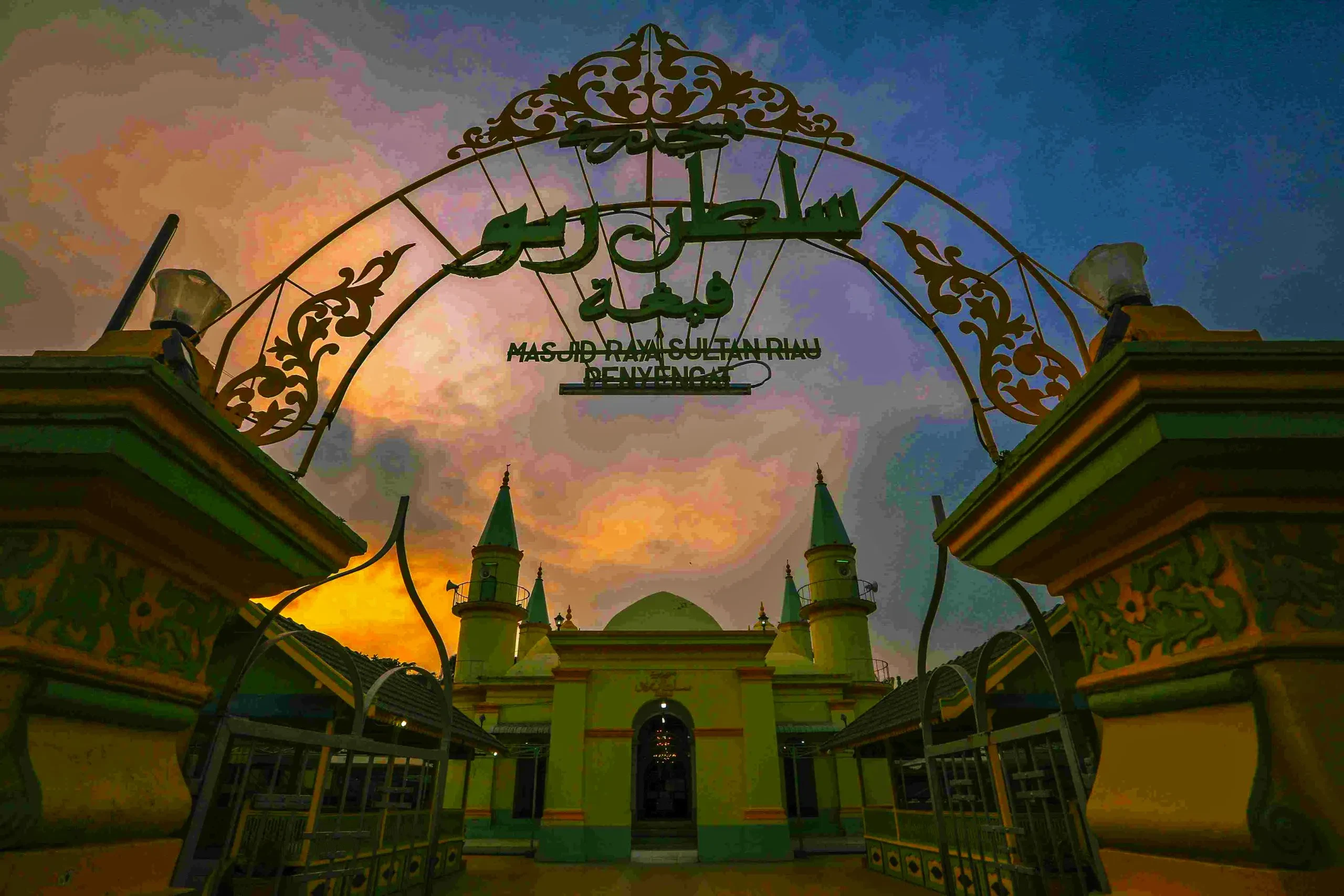 06 masjid raya sultan riau pulau penyengat