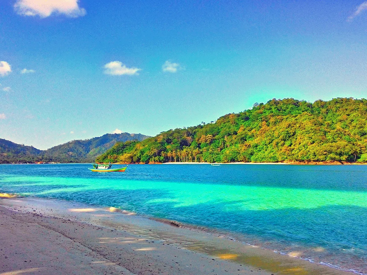 07 teluk kiluan lampung