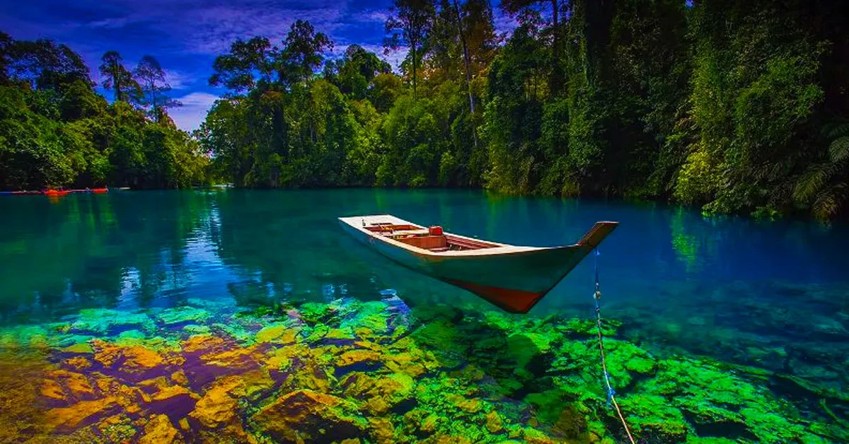 06 Danau Labuan Cermin