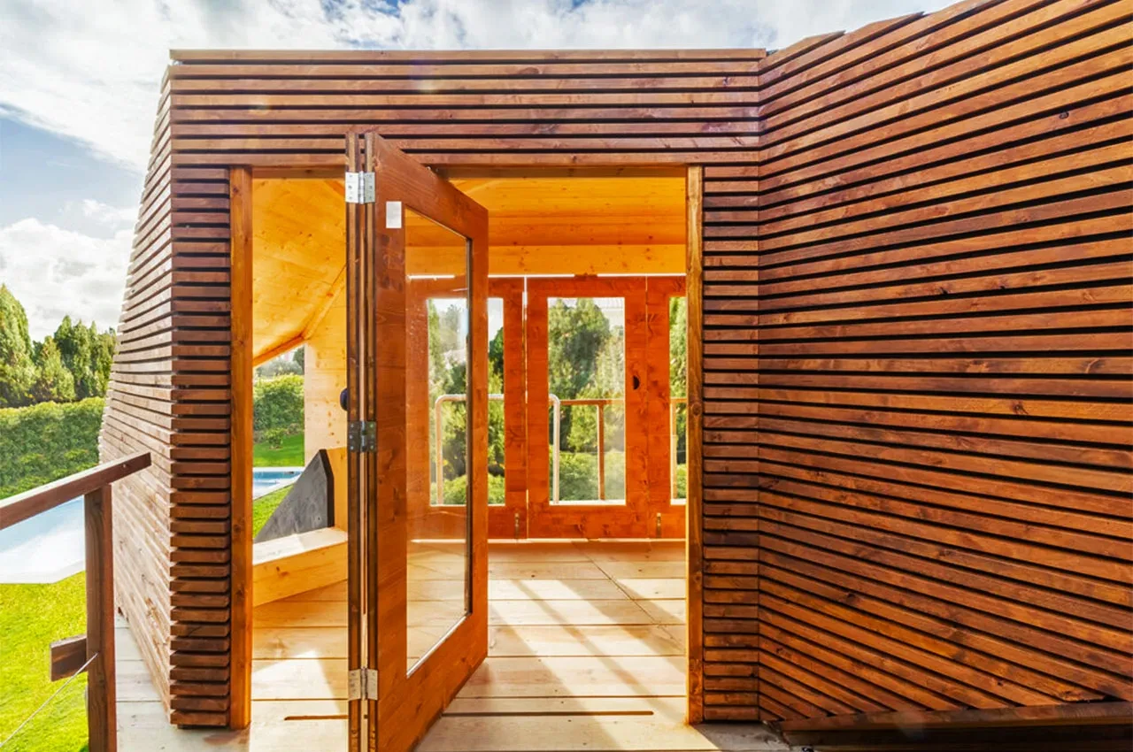 07 sustainable wooden treehouse 13
