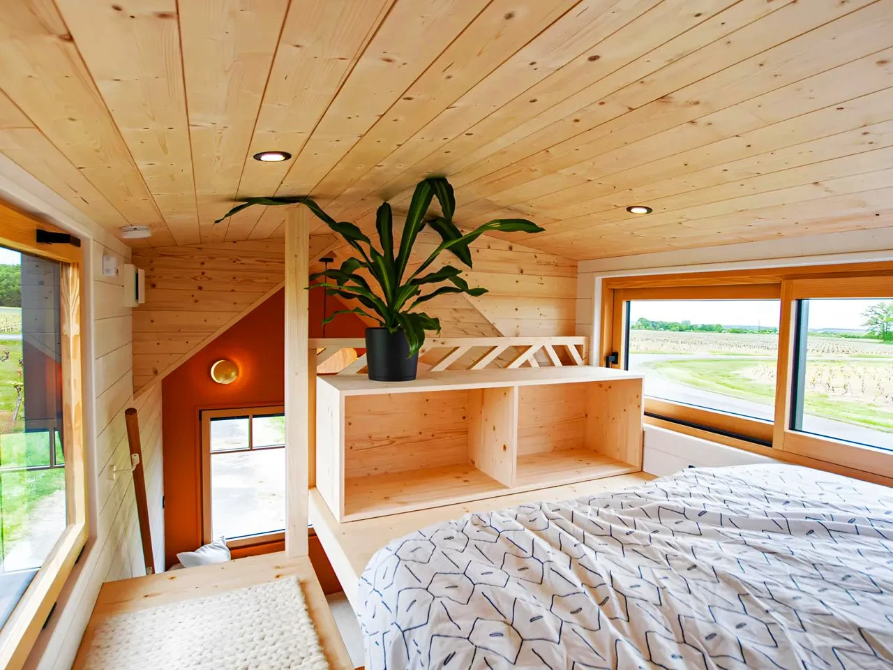 07 avalon tiny home yanko design 08