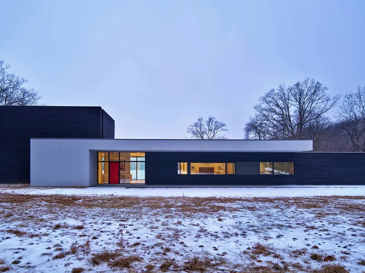 01 log tavern pond house yanko design 01
