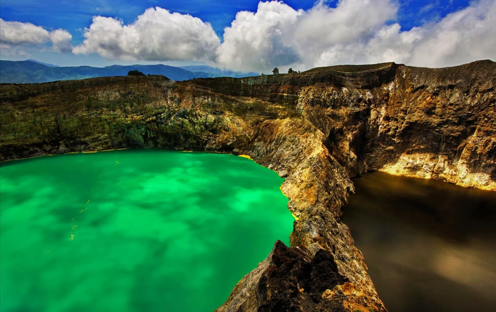 10 Taman Nasional Kelimutu