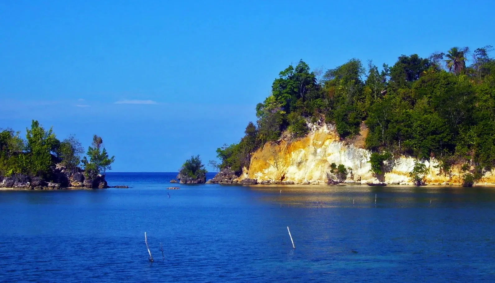 10 Tanjung Merah Pulau Taliabu