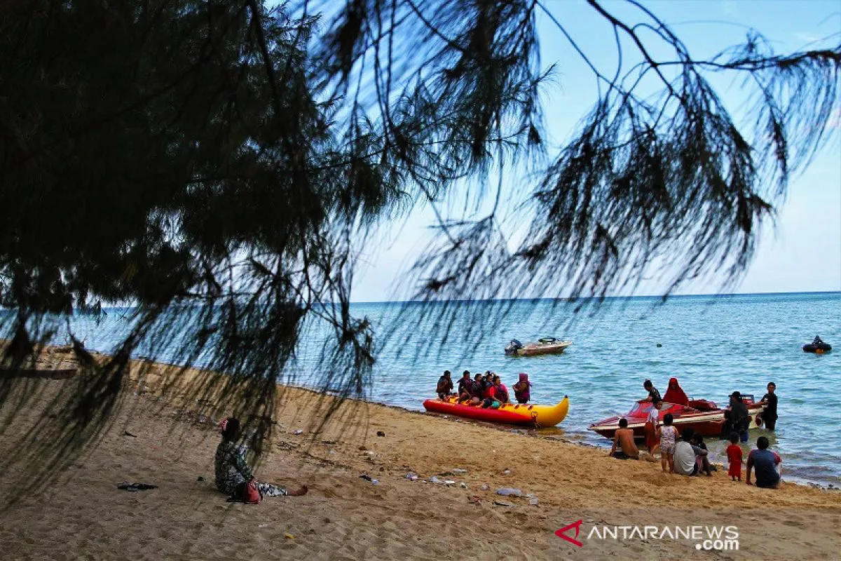 3 Pantai Toronipa Konawe