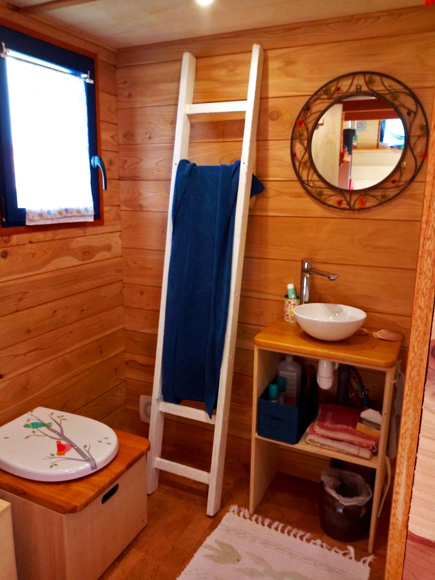 nomadic off grid tiny house