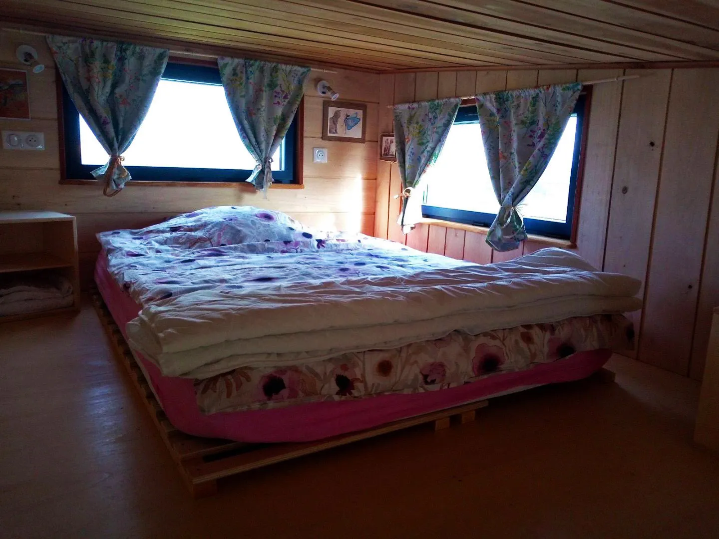 nomadic off grid tiny house