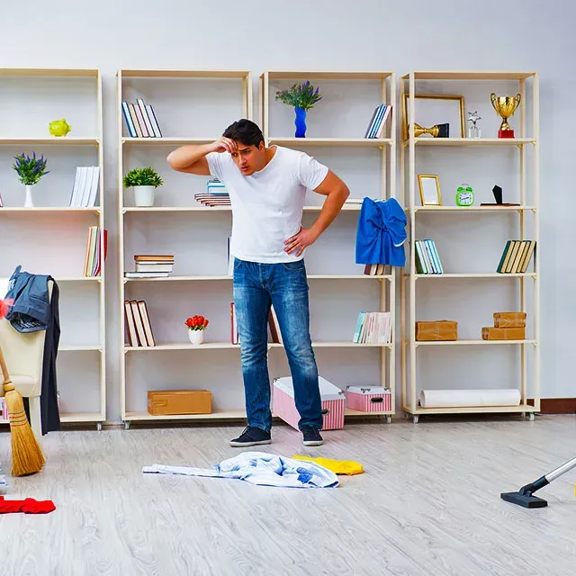 Ilustrasi Pria Membersihkan Ruangan