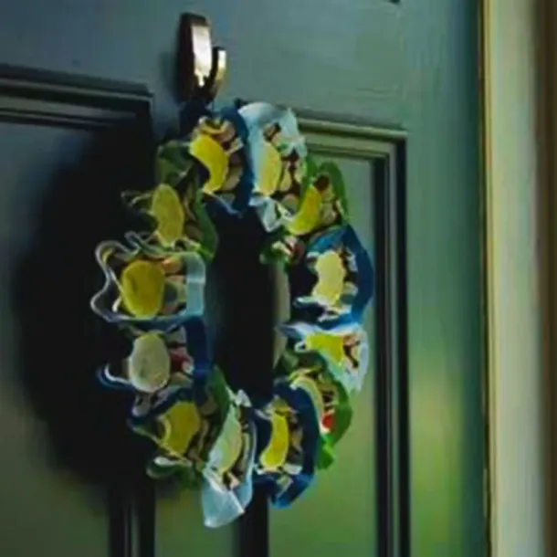 Ilustrasi Eggciting Flower Wreath