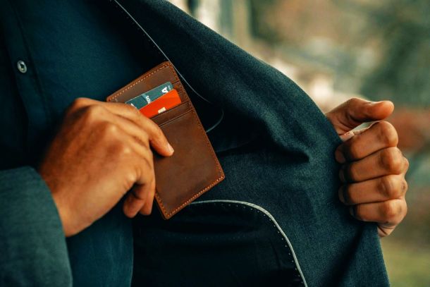 Ilustrasi Penipuan Dalam Perjalanan (2/6). Sumber: protectedtrustservices.com