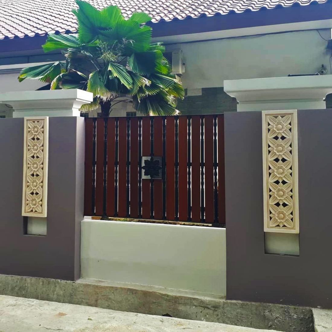 Ilustrasi Pagar Rumah Berkeramik. Sumber: dikbud.github.io