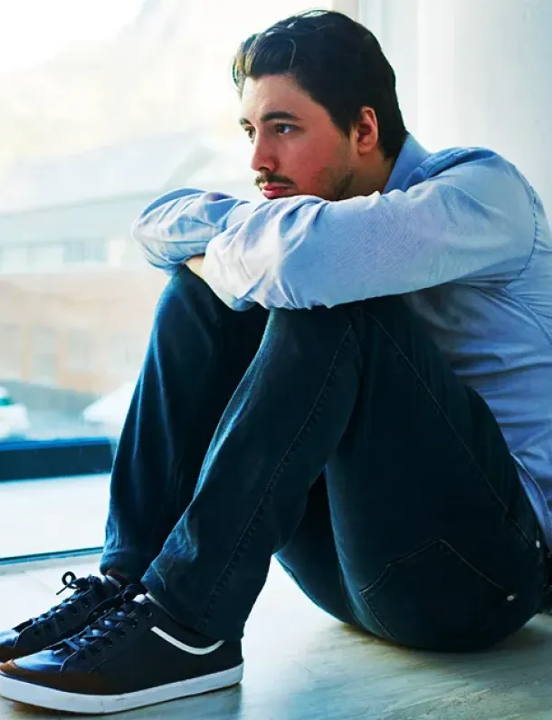 Ilustrasi Pria Yang Tidak Merasa Bahagia