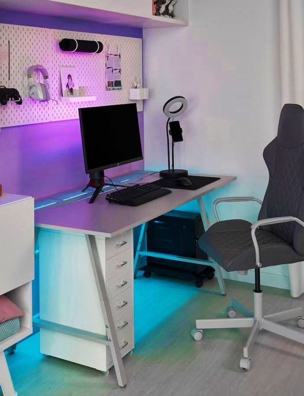 Ilustrasi Home Office