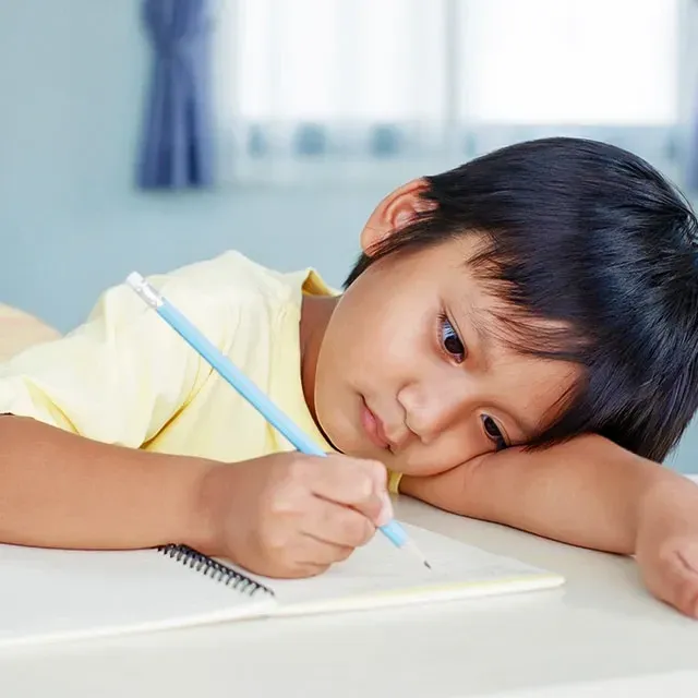 Ilustrasi Anak Yang Tidak Bersemangat