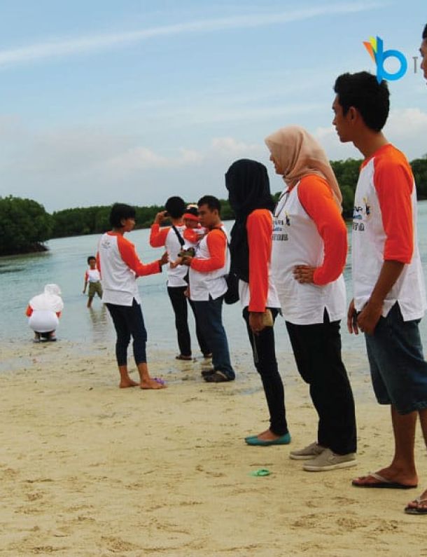 Ilustrasi Kegiatan Outbond