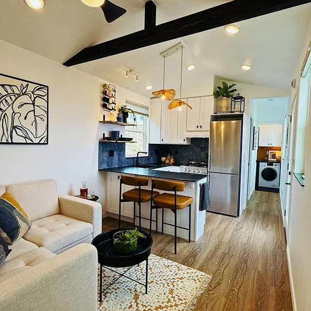 Tiny Tandem: Rumah Mungil Premium