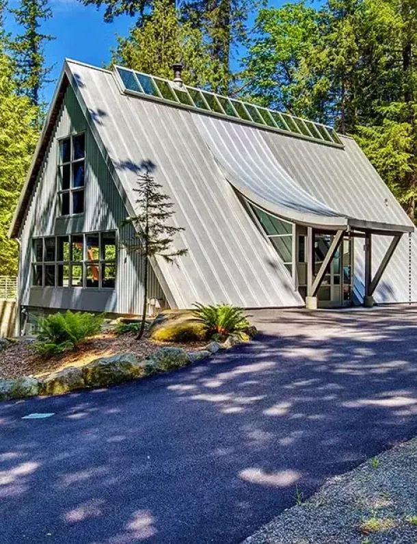 Rumah A-Frame Baja & Kaca